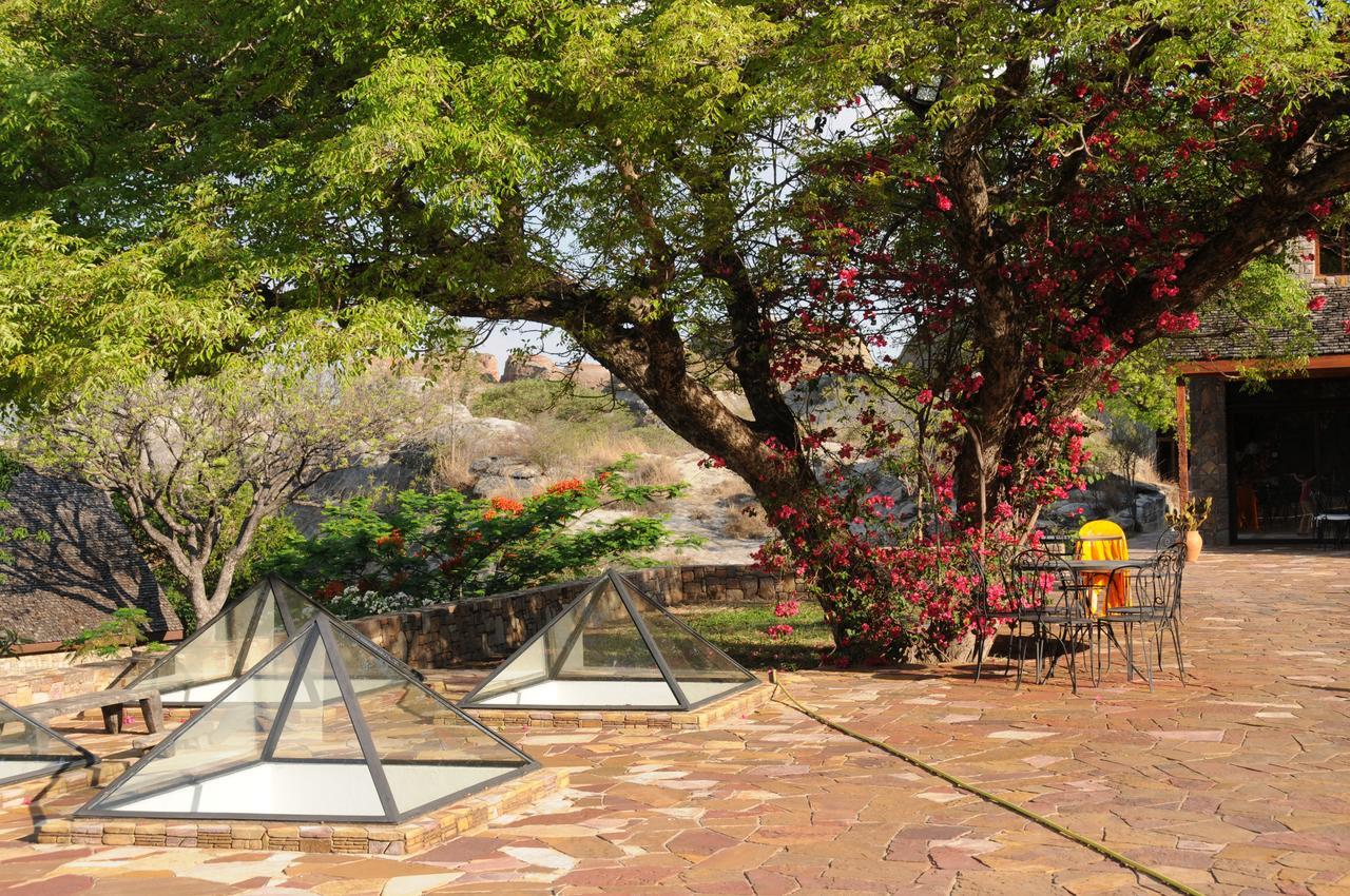 מלון Ranohira Le Jardin Du Roy מראה חיצוני תמונה